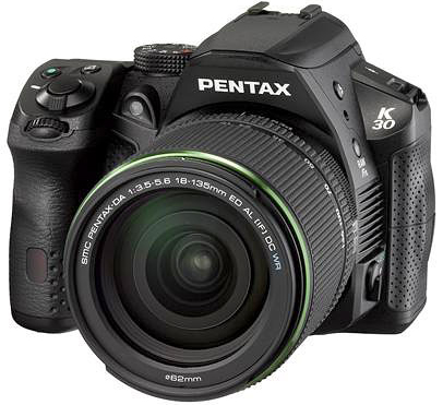 Die kompakte, robuste Pentax K-30 Spiegelreflexkamera